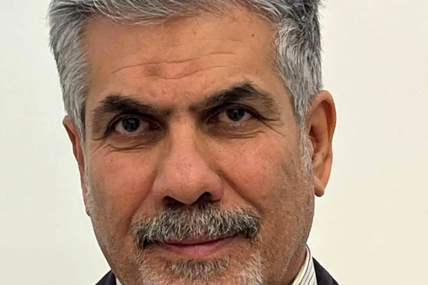 سیاست‌گذاری پشت درهای بسته