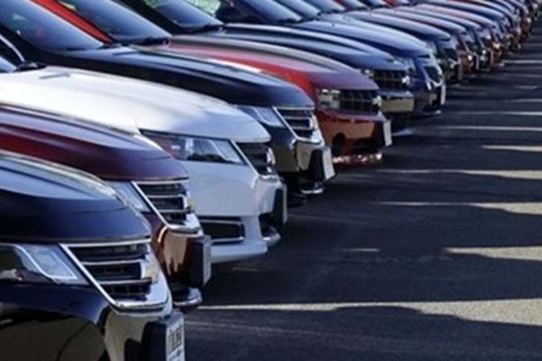 قیمت خودرو امروز سه شنبه ۲۲ مهر ۱۴۰۴ /  بلاتکلیفی بازار خودرو ادامه دارد + جدول