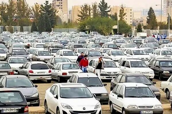 قیمت خودرو امروز پنجشنبه 1 آبان 1404  / بازار خودرو در وضعیت انتظار +جدول