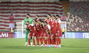 یک خانم زیبا و شیک در کنار 8 بازیکن پرسپولیس / بیرانوند همه را لو داد!!+تصویر خاص