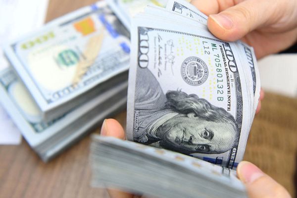 دلار در صدر صعود؛ تحلیل تغییرات امروز بازار ارز - 6 اردیبهشت ماه