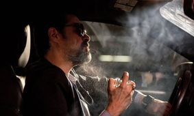 ویدیوی لو رفته از شهاب حسینی در حال خفه کردن منشی‌اش!