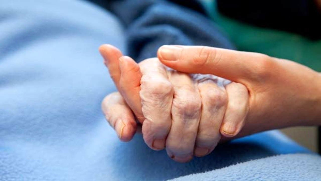 این ۴ جمله را در آخرین لحظات زندگی به زبان میآورید