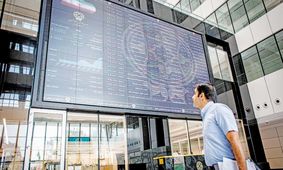 بورس آرام می‌گیرد یا نوسان ادامه دارد؟ + فیلم