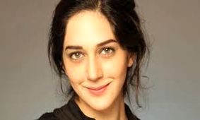 زهرا امیر ابراهیمی دوباره خبرساز شد ! / زشت پوشی خانم بازیگر در فرانسه !