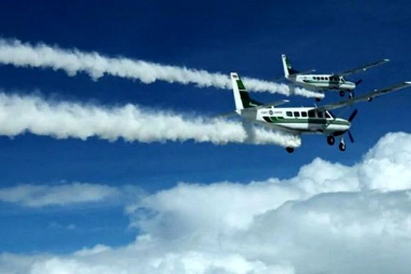 آغاز بارورسازی ابرها در کشور/ غول‌های هواپیمایی آماده برخاست