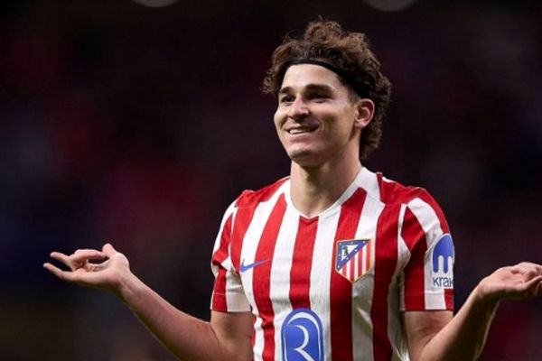 تلاش دکو و لاپورتا برای انتخاب شماره ۹ بارسلونا!