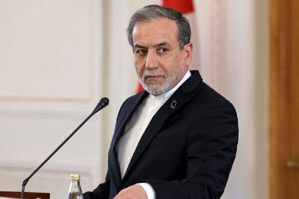 عراقچی: سناتورهای آمریکایی خواهان خروج از مهلکه شکست‌های فاجعه‌بار هستند