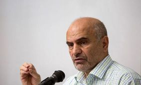 هشدار فرشاد مومنی به روسای قوا: تا کار به فاجعه نکشیده رویه‌ها را تغییر دهید