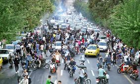 چند تغییر آشکار/درباره شتاب تحولات سیاسی و اجتماعی ایران از سال 1401 به‌بعد