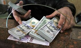نزول دلار و احتمال ریزش به زیر 40 تومان