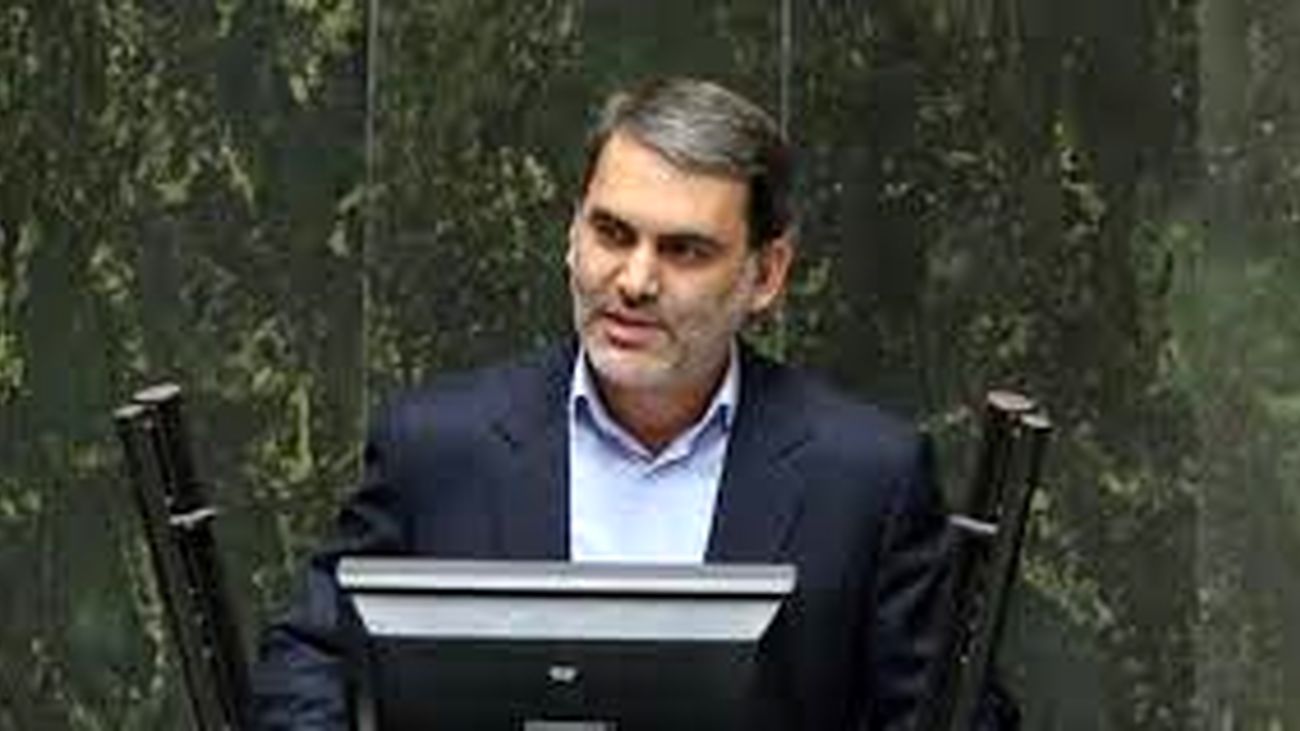 طعنه نماینده مجلس به زاکانی: می گویند طلا می دهیم اما منبع تامین آن را نمی گویند
