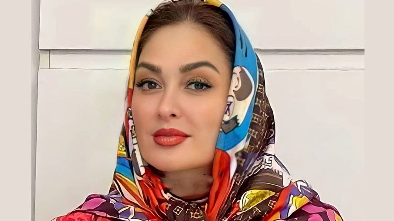 فخرفروشی الهام حمیدی با گرانترین مانتوی ایران / خانم بازیگر فقط ولخرجی می کند !
