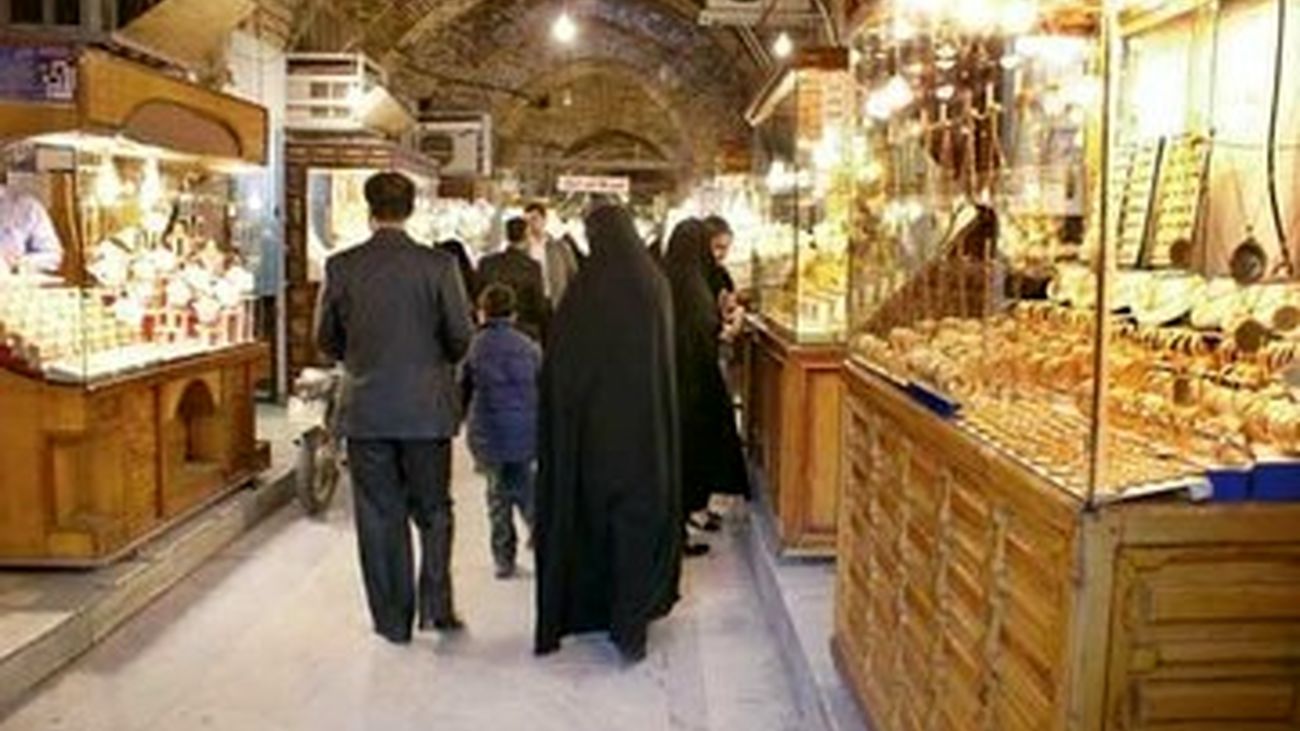 آغاز بازرسی واحدهای سکه فروشی شهر تهران / سوداگری در بازار طلا کاهش مییابد؟
