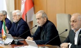 ستون اصلی وفاق، همدلی با مردم و نخبگان است