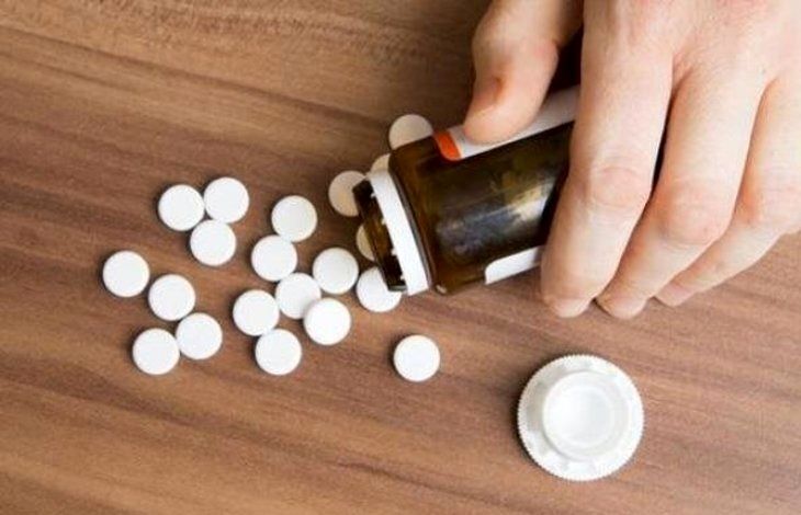 مرگ تلخ 43 زن و مرد کرمانشاهی با یک قرص 