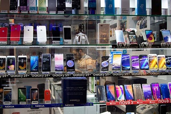 قیمت گوشی امروز شنبه ۶ اردیبهشت ۱۴۰۴/ آیفون ۱۶پرو چند؟ +جدول