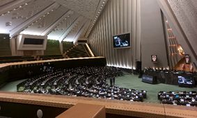 خطر از بیخ گوش پزشکیان گذشت