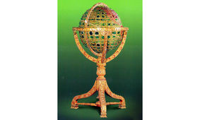 ساخت کره جواهر نشان به دستور رضا شاه / سفر به دنیای جواهرها + عکس