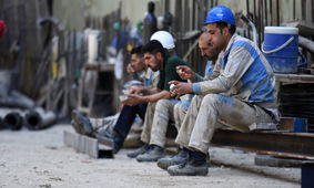 حقوق کارگران چقدر افزایش می‌یابد؟ / تصمیم جدید دولت از زبان نماینده کارگران