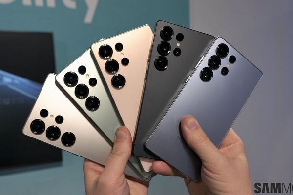 محبوب‌ترین گوشی‌های هفته در بازار موبایل را بشناسید