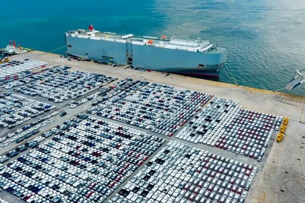 واردکنندگان خودرو نفس راحت بکشند؛ تعرفه‌ها قطعی شد!