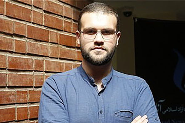 جاسوسی و نارضایتی انباشته