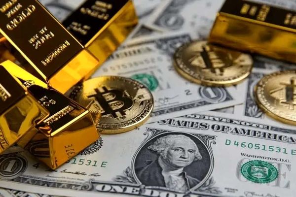 امروز در بازار طلا و ارز چه می گذرد؟