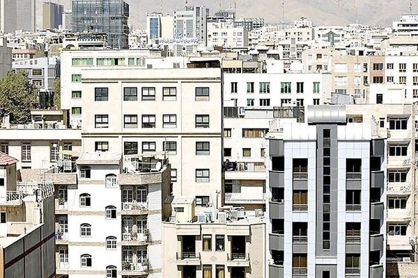 آیا قیمت املاک به نصف می‌رسد؟/ پیش‌بینی ریزش بازار تا پایان 1404