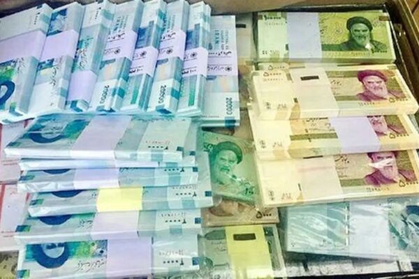 حقوق بازنشستگان پس از حذف 4 صفر از پول ملی چقدر خواهد شد؟