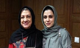 نسبت واقعی شیدا خلیق با ناهید مسلمی لو رفت ! / مادر و دختر در سینما ایران !