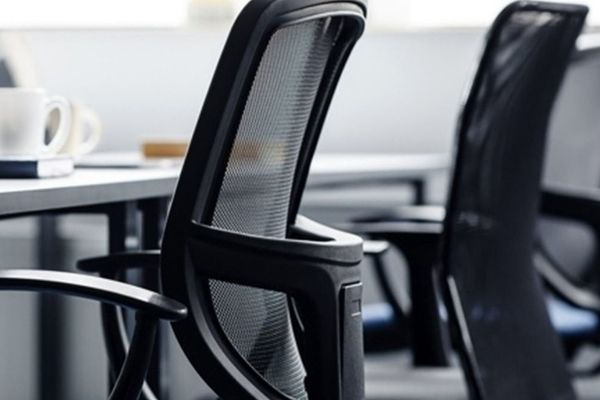 ممنوعیت تازه در ادارات دولتی؛ اطلاعیه‌ای مهم برای کارمندان