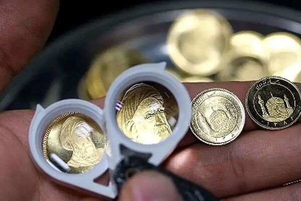 بازار سکه دوباره به هم ریخت؛ قیمت‌ها چقدر بالا رفت؟