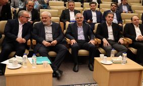 گردهمایی توانمندی‌های صادراتی شرکت‌های دانش‌بنیان و فعالان صنعت آب‌وبرق آغاز به کار کرد 