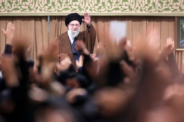 پاسخ رهبر انقلاب به یک سوال /  آیا رابطه ایران و آمریکا تا ابد قطع خواهد بود؟