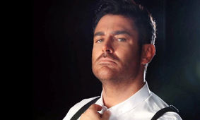 تازه ترین عکس از رضا گلزار و نوعروسش ! / دلبری آیسان با لبخند معصومانه اش !