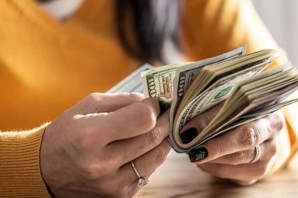 قیمت دلار امروز چهارشنبه 6 اسفند ۱۴۰۴