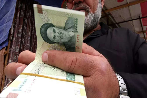 هشدار درباره هراس‌افکنی اقتصادی؛ معیشت مردم اولویت است /بازار نباید با تهدید دشمن بالا و پایین شود