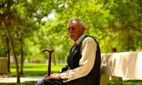 توضیحات رئیس کانون عالی بازنشستگان کارگری در مورد «قراردادهای بیمه تکمیلی»/ چه تعداد از بازنشستگان وام بیست میلیون تومانی گرفته‌اند؟