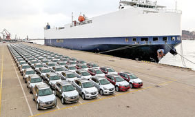 کدام کاندیدا با واردات خودرو مخالف است؟
