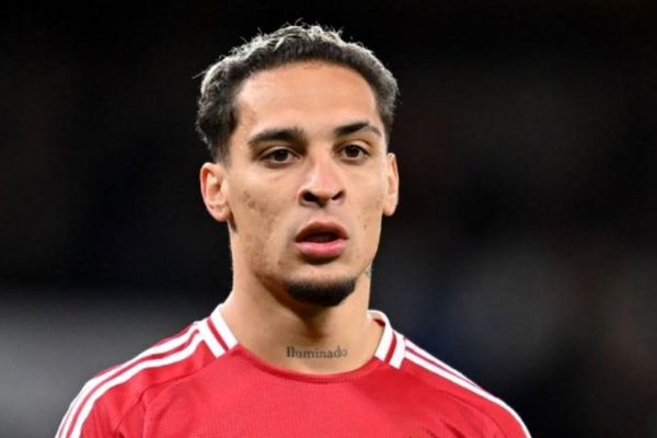 نظر آنتونی درباره همکاری با آقای خاص!