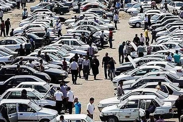 بازار خودروهای دست دوم داغ‌تر از همیشه؛ چرا همه به سمت کارکرده‌ها رفته‌اند؟