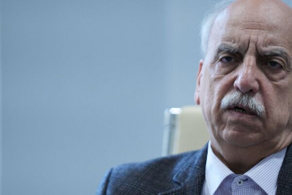 خانه‌هایی در انتظار اعتماد: مسکن قربانی ریسک سیاسی
