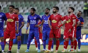 شوخی سمی مهاجم پرسپولیس با مدافع استقلال /چی میخوری؟ سر توپ میخوری؟