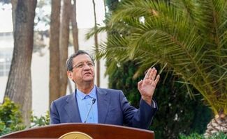 همتی به بسنت چه پاسخی داد؟ / وعده دو هفته‌ای به پایان رسید