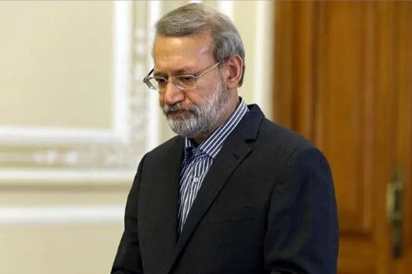 راست افراطی علیه روالمندسازی / درباره آنچه در اولین مواجهه تندرو ها با علی لاریجانی رخ داد