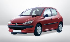 قیمت حیرت‌انگیز پژو 206 تیپ 5 کارکرده در شهریور 1404 + جدول