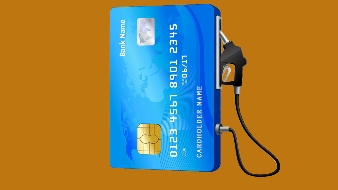 سهمیه بنزین از این تاریخ در کارتهای بانکی شارژ میشود