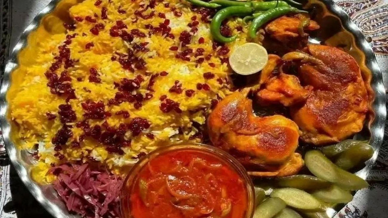 یک پرس زرشک پلو و مرغ ؛ تفاوت قیمت در شمال و جنوب شهر باورنکردنی شد
