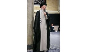 رهبر انقلاب: ملت ایران دین و دانش خود را رها نخواهد کرد/ به کوری دشمن خواهیم توانست ایران را به اوج ترقی و افتخار برسانیم